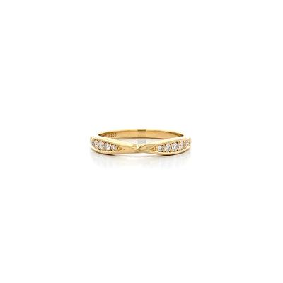 Brilliant Cut Diamond Set Cinched Ring in Yellow Gold | 0.19ctw