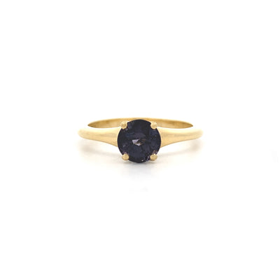 Arabesque: Round Cut Grey Spinel Solitaire Ring in Yellow Gold | 1.03ct