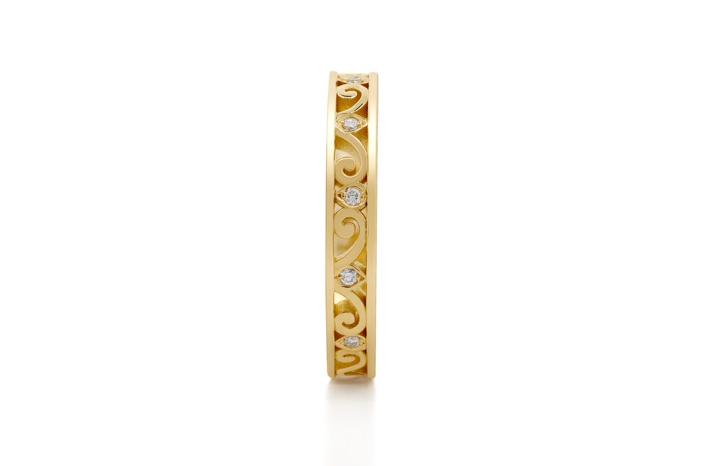 Brilliant Cut Diamond Set Filigree Eternity Ring in yellow gold