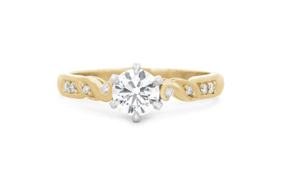 Mockingbird: Brilliant Cut Diamond Solitaire Ring in Yellow Gold