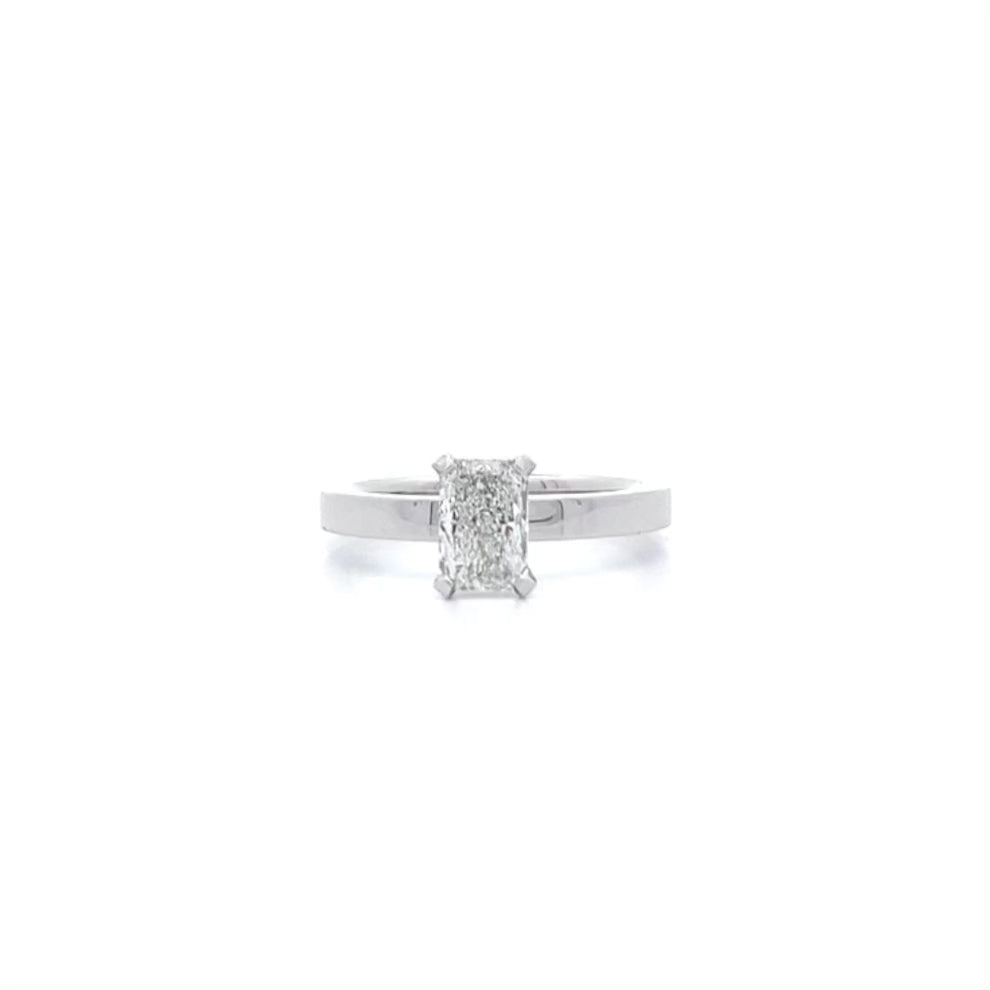 Radiant Cut Diamond Solitaire Ring in Platinum | 0.90ct