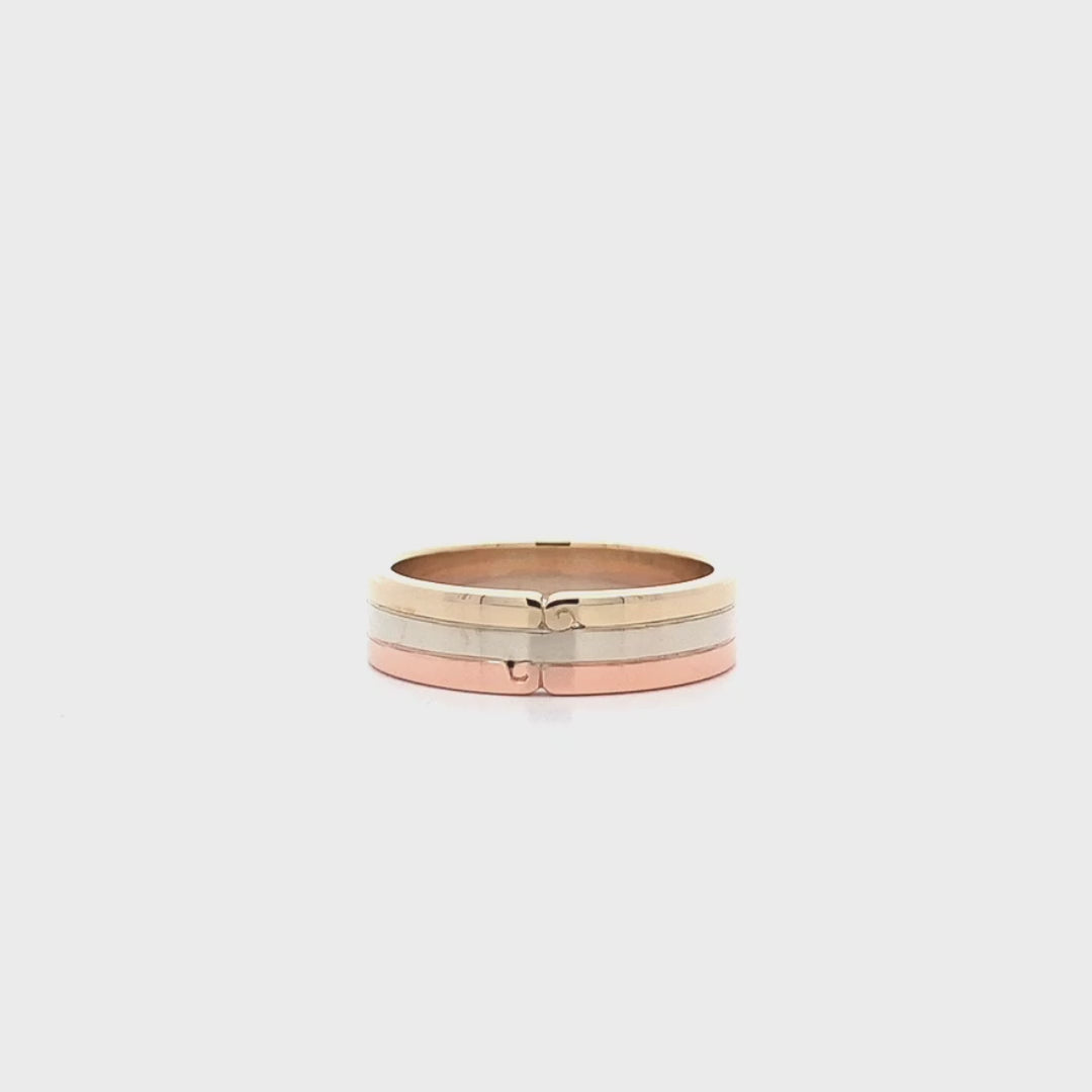 Kotahi Trio Ring in Gold