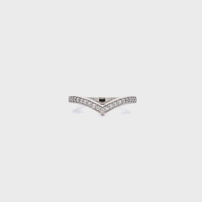 Brilliant Cut Diamond Grain Set 'V' Shaped Ring in Platinum | 0.19ctw