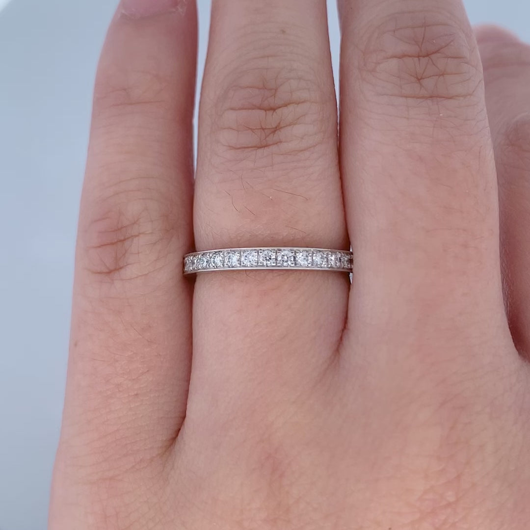 Brilliant Diamond Grain Set Ring in Platinum | 0.26ctw